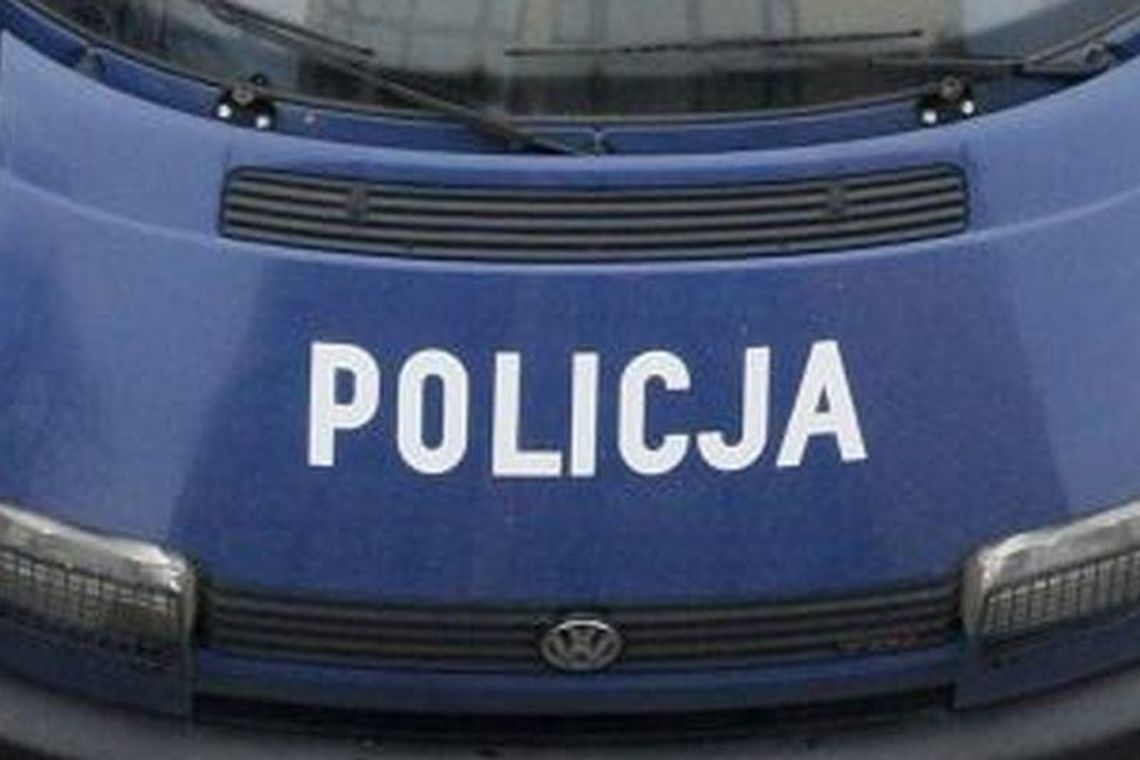 Bawili się razem. Potem zaatakowali nożem i okradli