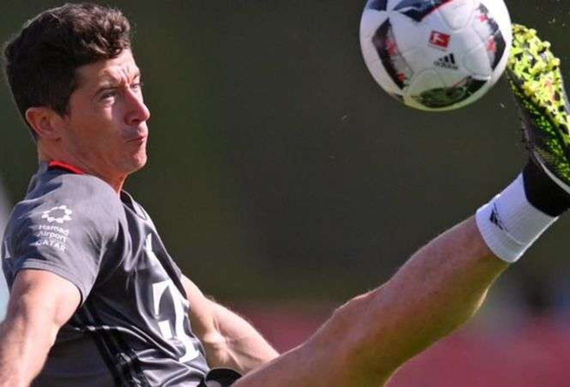 Bayern i Robert Lewandowski szlifują formę w Katarze (wideo) Bayern i Robert Lewandowski szlifują formę w Katarze (wideo)