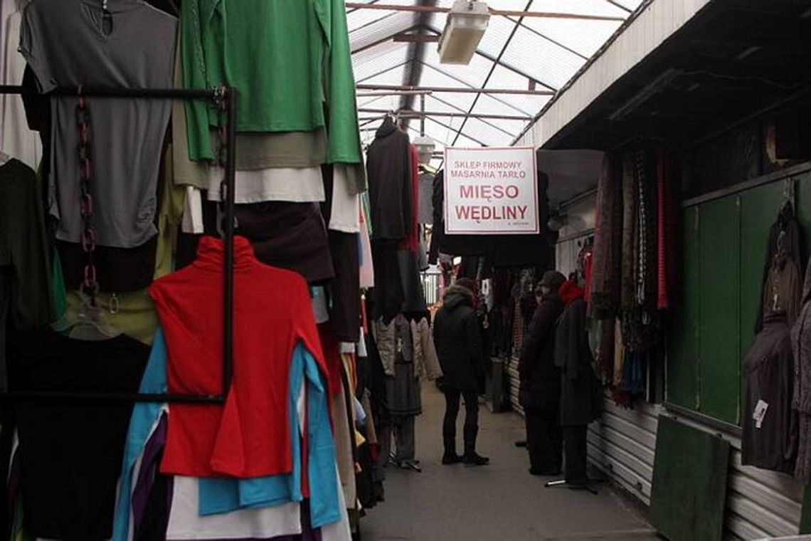 Bazar nie musi drżeć o umowę Bazar nie musi drżeć o umowę