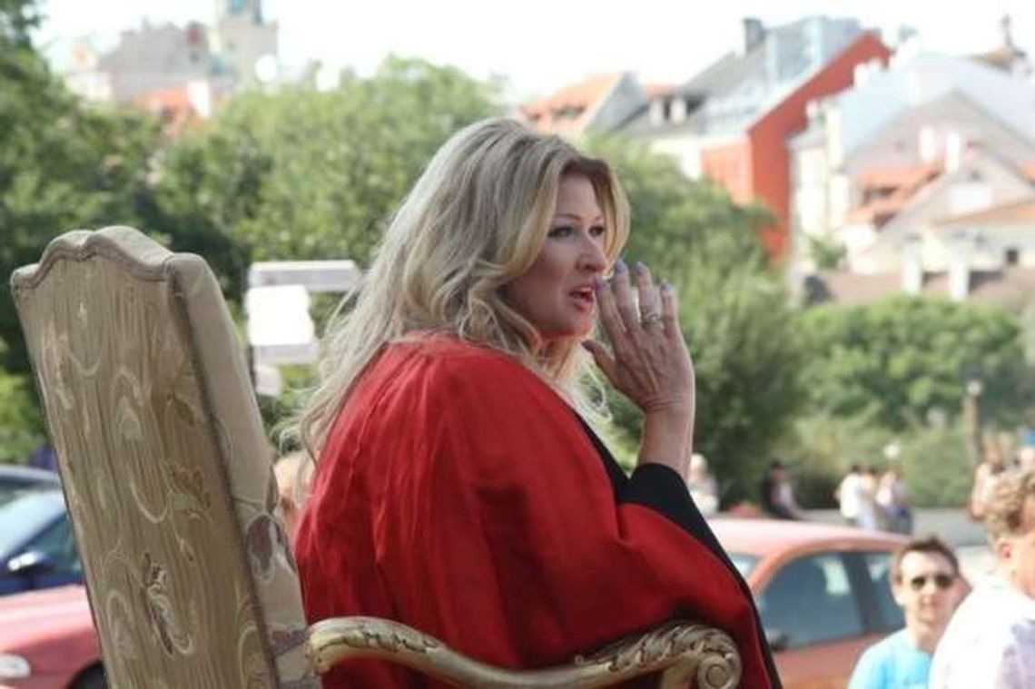 Beata Kozidrak: "Komunę przeżyłam, mam nadzieję, że przeżyję również PiS"