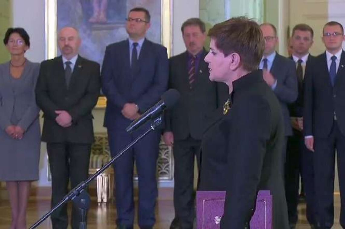 Beata Szydło desygnowana na premiera. Prezydent Duda do Kaczyńskiego: jest pan wielkim politykiem (wideo)
