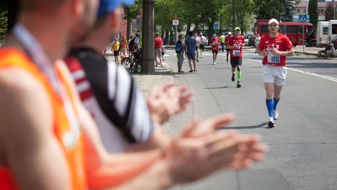Będą biegali po Lublinie. Utrudnienia dla kierowców i pasażerów komunikacji