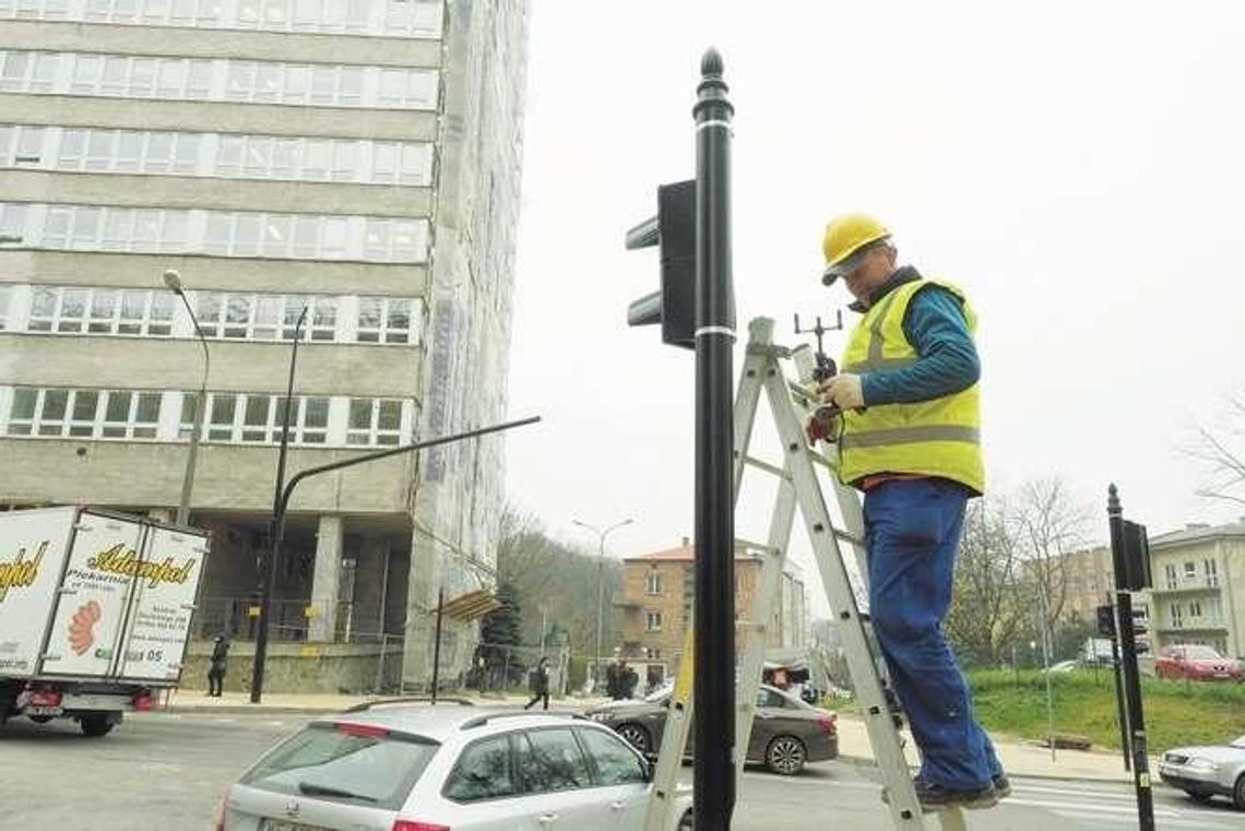 Będą nowe światła w centrum Lublina. Już je montują