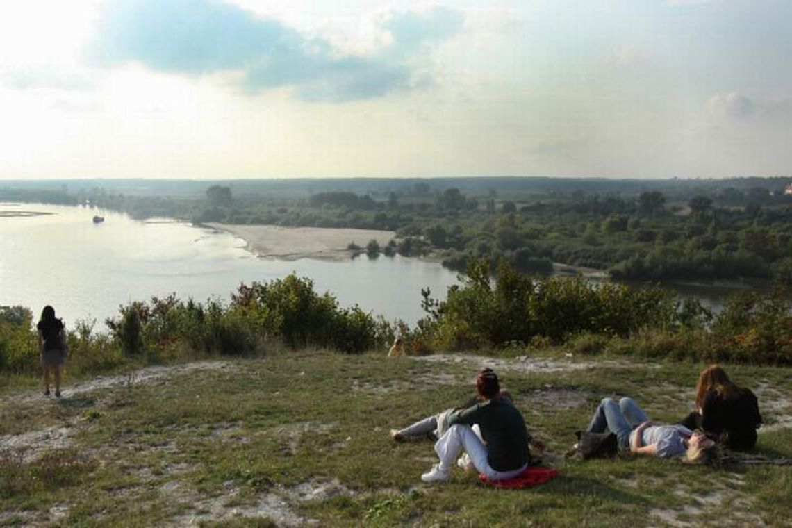 Będą pieniądze na geopark. Jaskinie, renowacja zamku i kolejka gondolowa