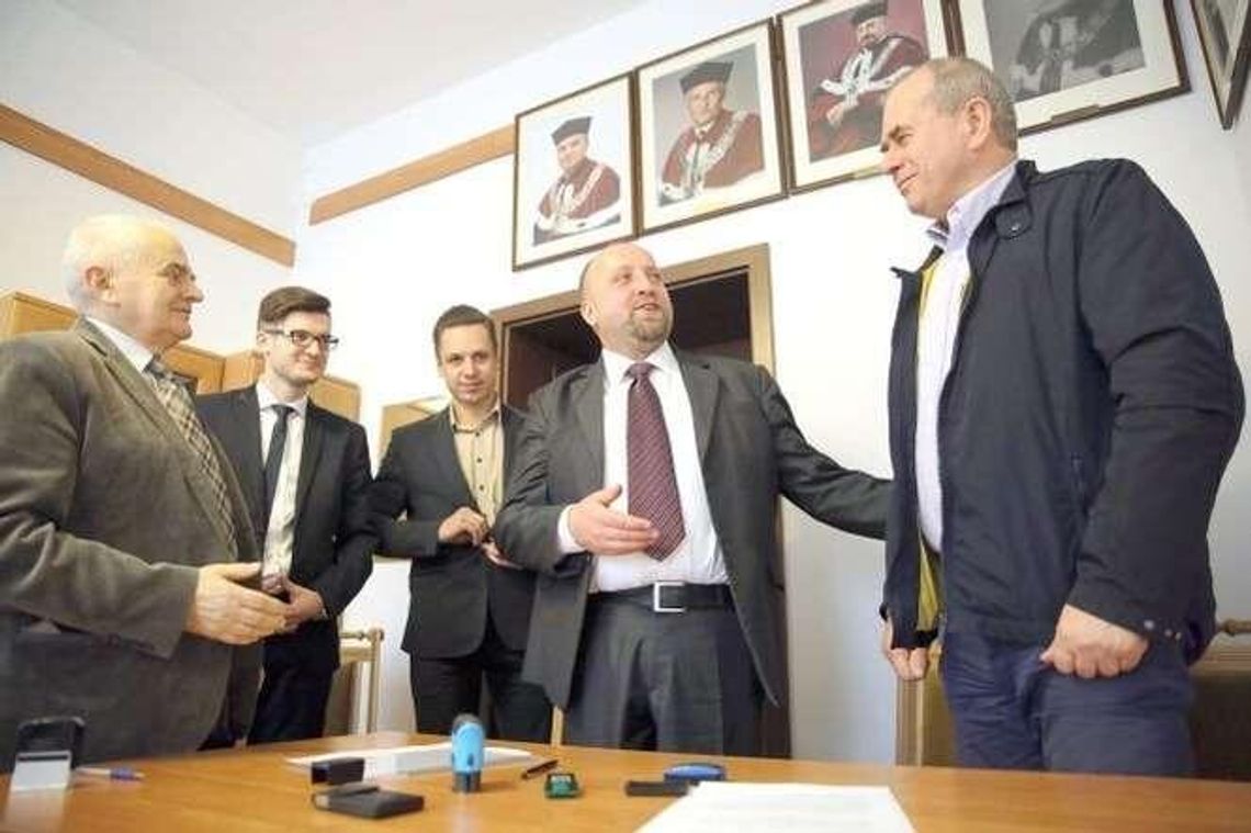 Będzie fabryka, będzie praca. Uniwersytet w porozumieniu z Euromedem