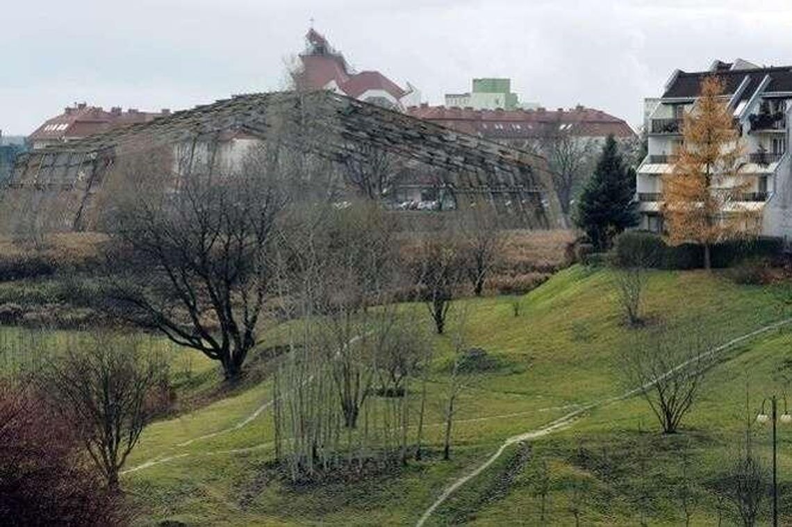 Będzie inna wersja planu zagospodarowania terenu ze stalowym szkieletem