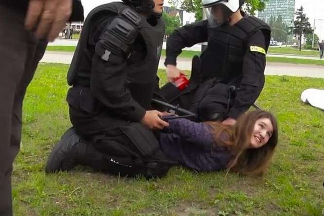 Będzie kontrola w policji ws. zatrzymania córki radnej PiS (wideo) Będzie kontrola w policji ws. zatrzymania córki radnej PiS (wideo)