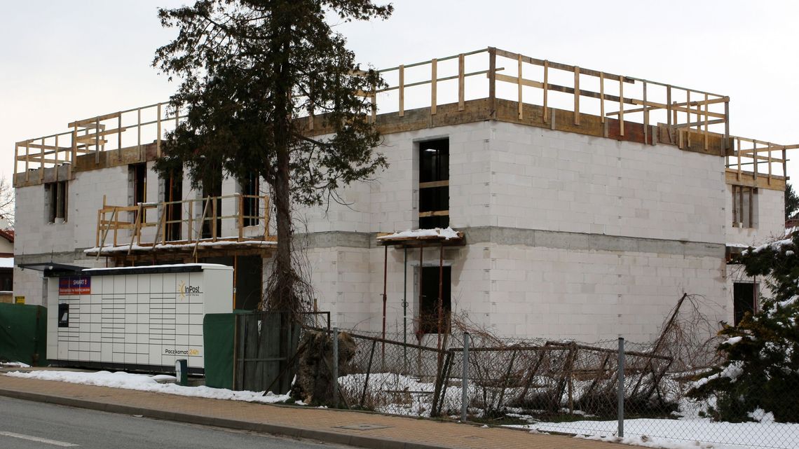 Będzie miał kształt litery "L" i spa. Powstaje nowe miejsce noclegowe