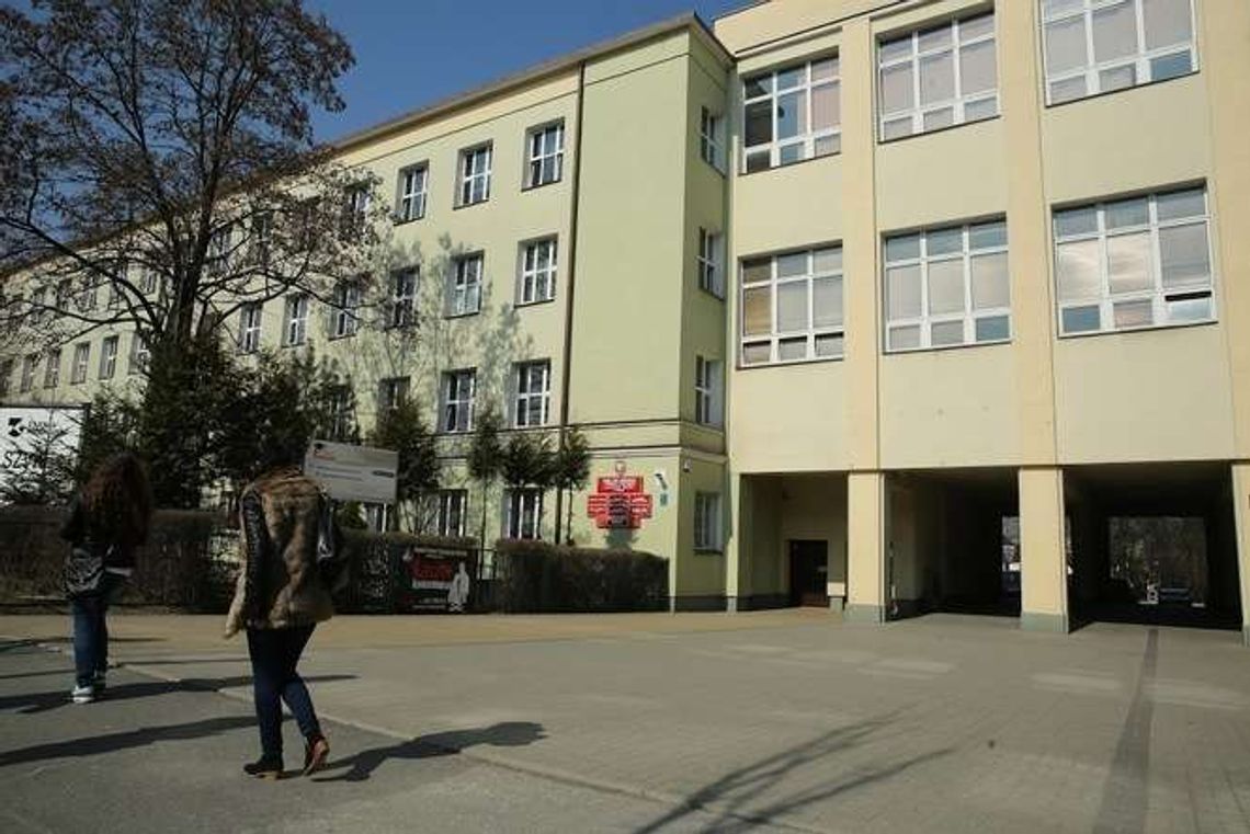 Będzie zmiana dyrektora Zespołu Szkół Chemicznych i Przemysłu Spożywczego