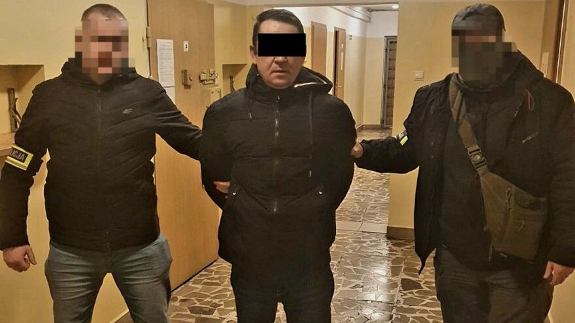 Bestialsko znęcał się nad wujem. Bił pogrzebaczem, polewał wrzątkiem Bestialsko znęcał się nad wujem. Bił pogrzebaczem, polewał wrzątkiem