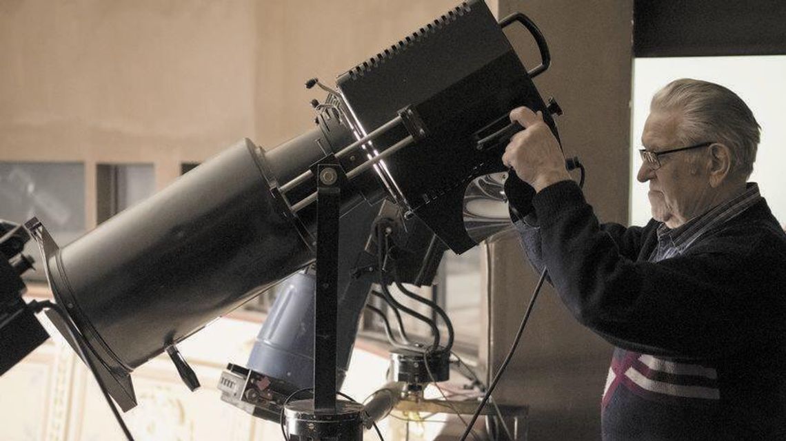 Bez światła nie ma spektaklu. "Okazuje się, że sam komputer świateł nie zrobi."