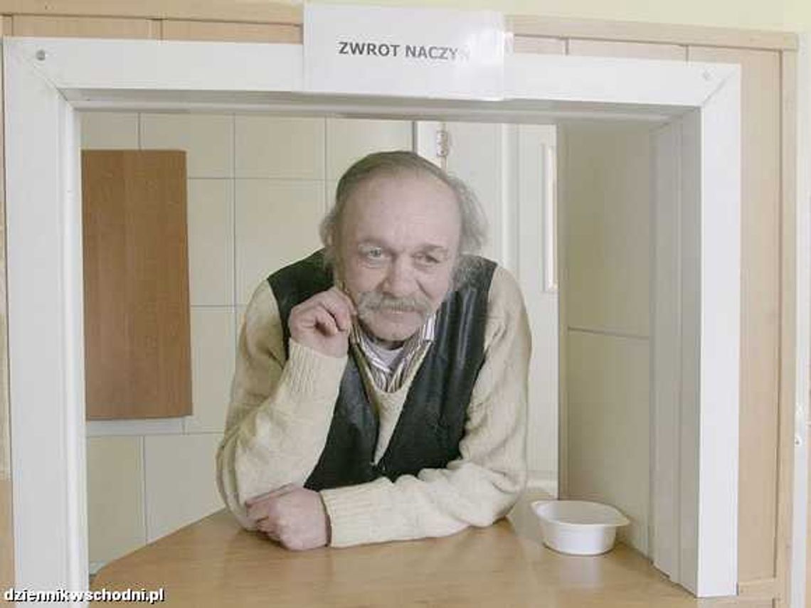 Bezdomny wygrał pół miliona. Kupił dom i  zakłada interes