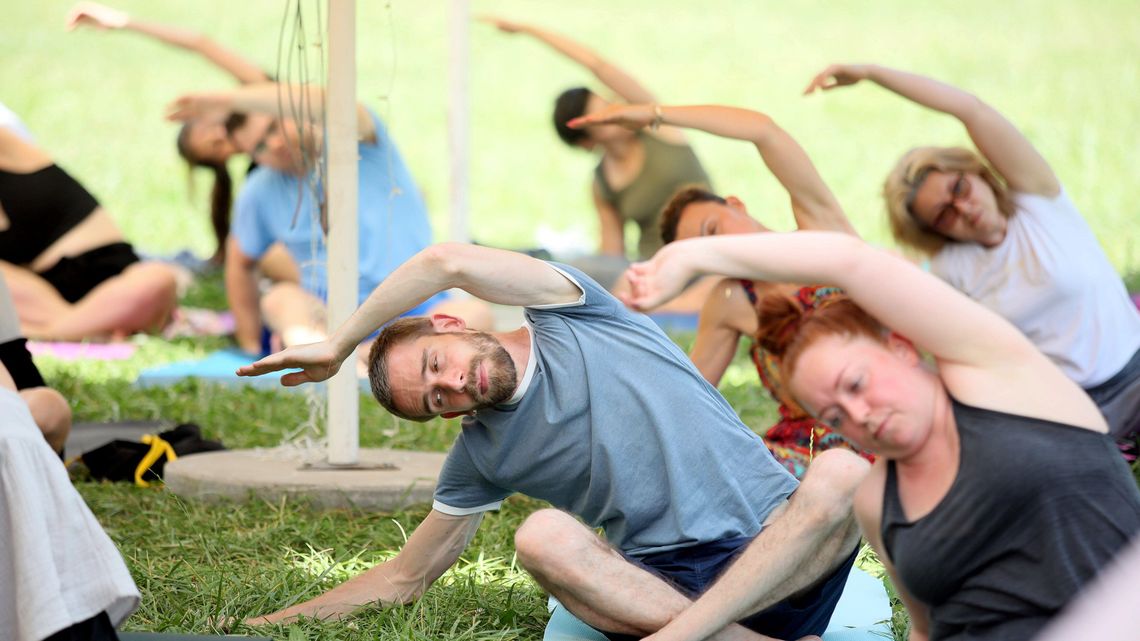 Bezpieczne wakacje w Lublinie. Relaks, wsparcie i taniec pod Zamkiem Bezpieczne wakacje w Lublinie. Relaks, wsparcie i taniec pod Zamkiem