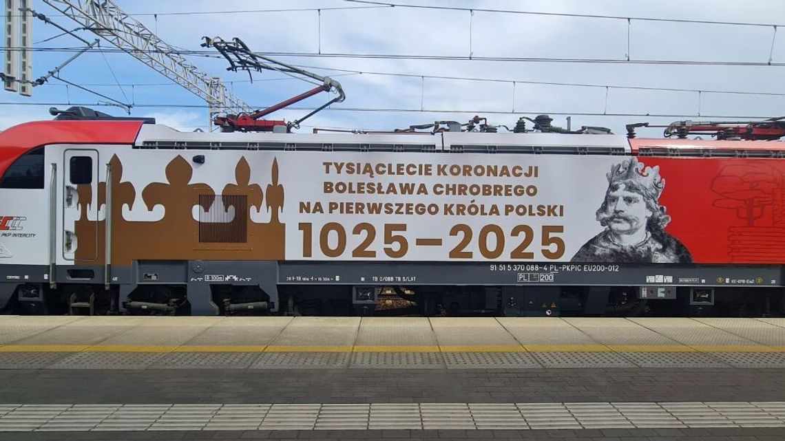Bezpłatny powrót z obchodów Tysiąclecia Korony Polskiej pociągami PKP Intercity Bezpłatny powrót z obchodów Tysiąclecia Korony Polskiej pociągami PKP Intercity