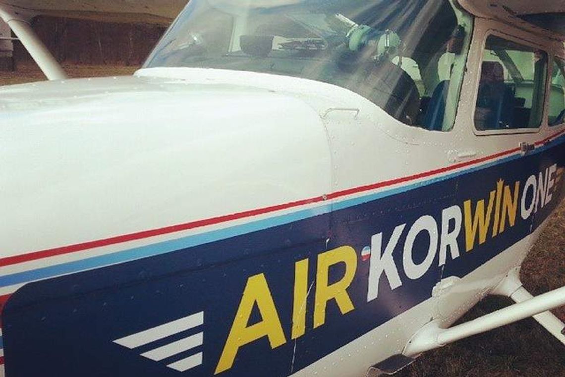 Biała Podlaska: Air Korwin One wyląduje na lotnisku Biała Podlaska: Air Korwin One wyląduje na lotnisku