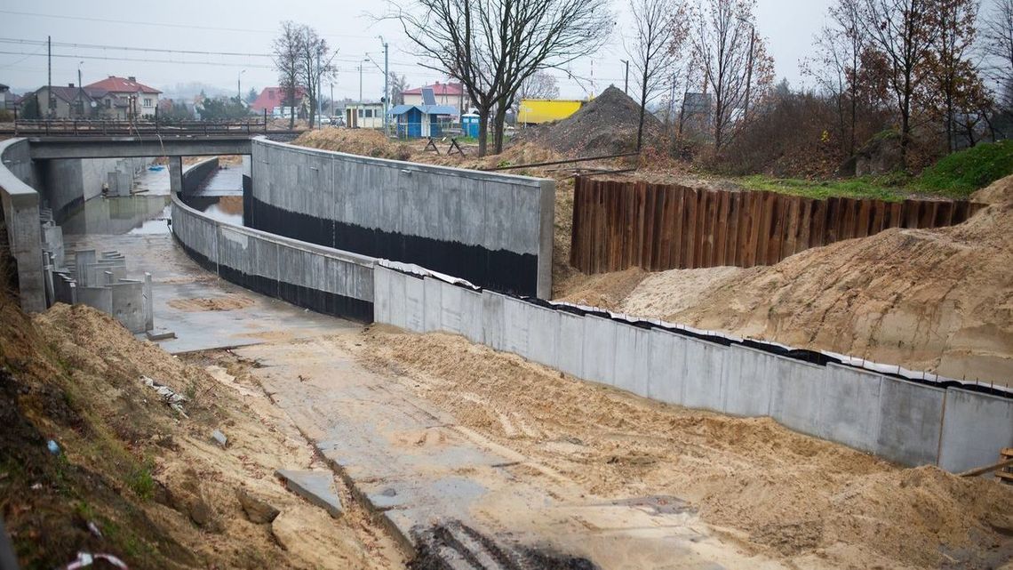 Biała Podlaska: Już rok opóźnienia w modernizacji linii kolejowej