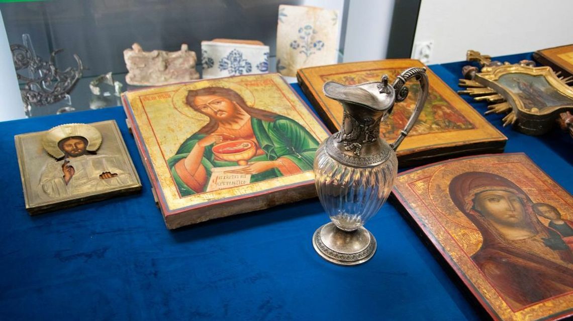 Biała Podlaska: Karafka z przemytu trafi na ekspozycję Biała Podlaska: Karafka z przemytu trafi na ekspozycję