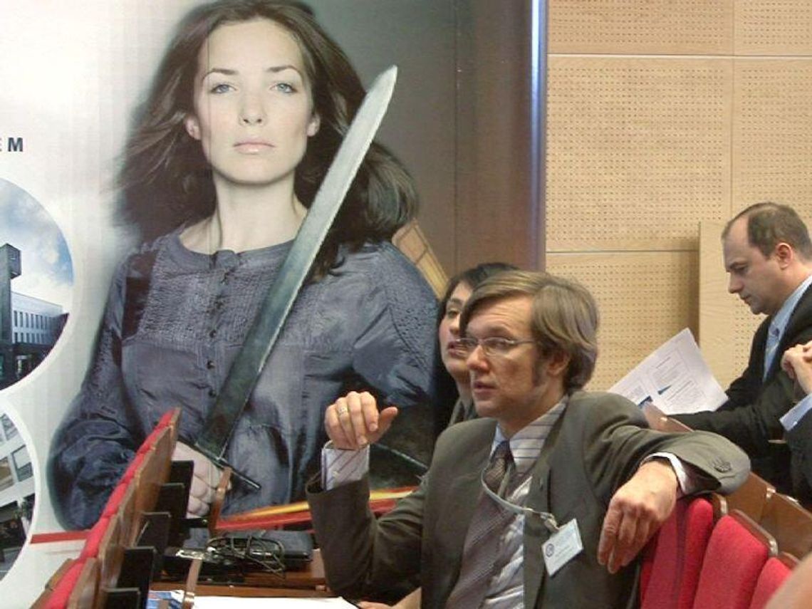 Biała Podlaska: Kobieta z mieczem, kontrowersyjna promocja miasta 