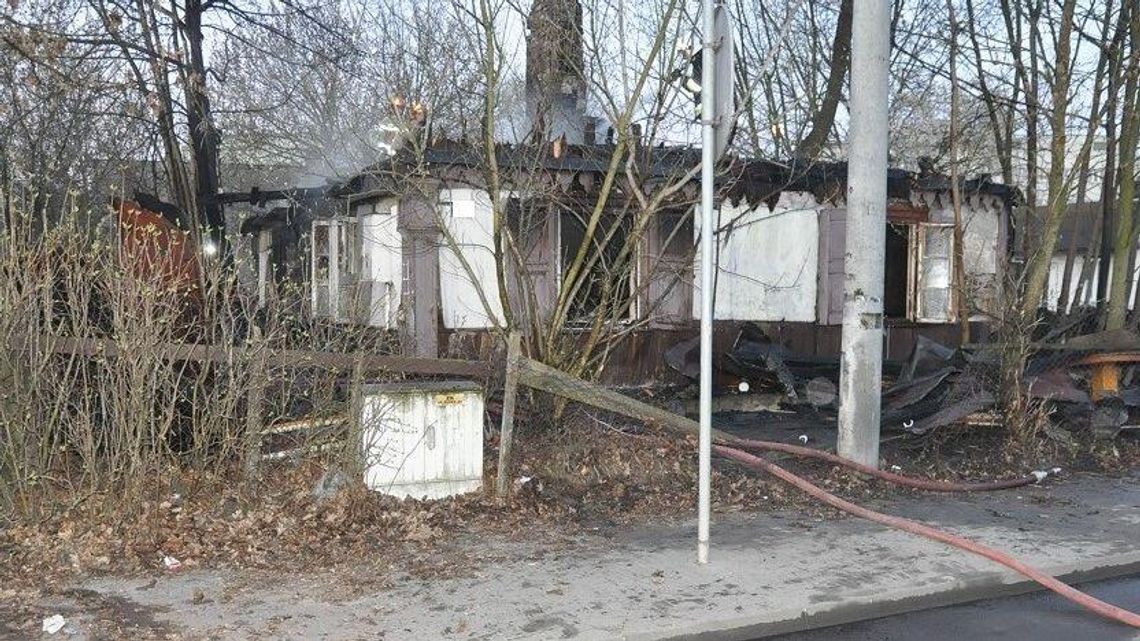 Biała Podlaska: Pożar przy ulicy Nowej. Znaleziono ciało mężczyzny Biała Podlaska: Pożar przy ulicy Nowej. Znaleziono ciało mężczyzny