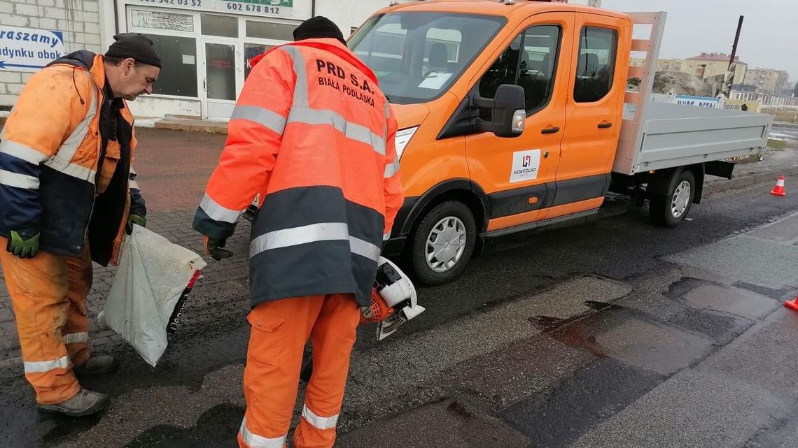 Biała Podlaska: Prawica wytyka ubytki w jezdniach. Miasto odpowiada Biała Podlaska: Prawica wytyka ubytki w jezdniach. Miasto odpowiada