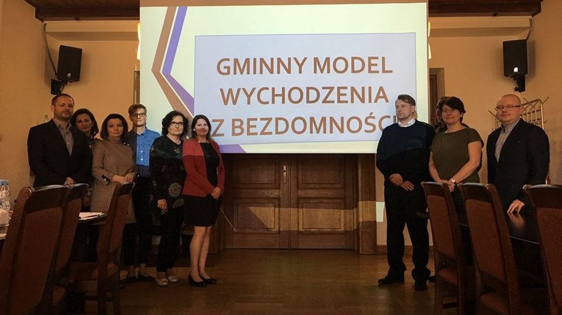 Biała Podlaska: Ruszył program pomocy bezdomnym Biała Podlaska: Ruszył program pomocy bezdomnym