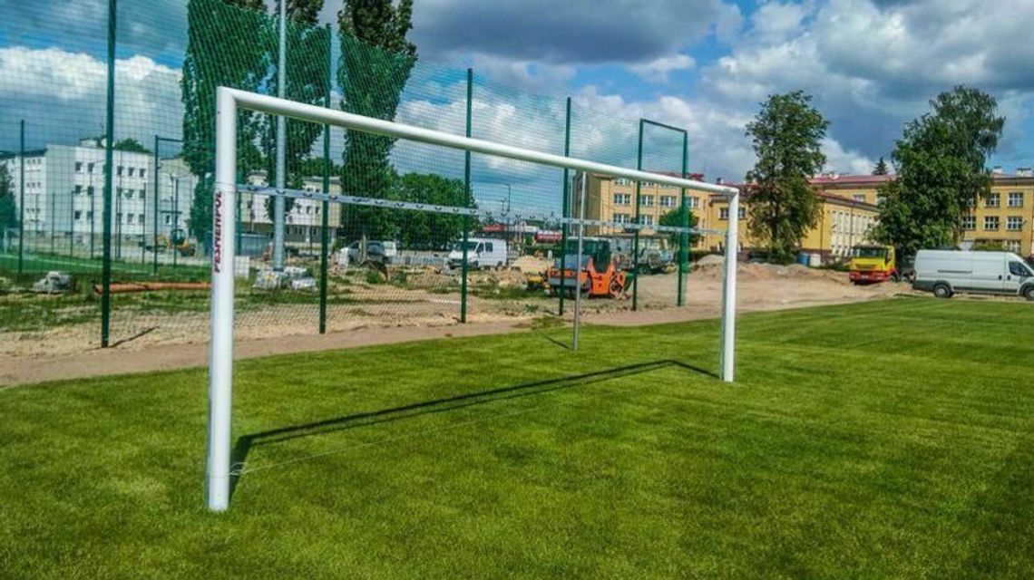 Biała Podlaska. Stadion w budowie, ale zawodnicy mogą trenować Biała Podlaska. Stadion w budowie, ale zawodnicy mogą trenować