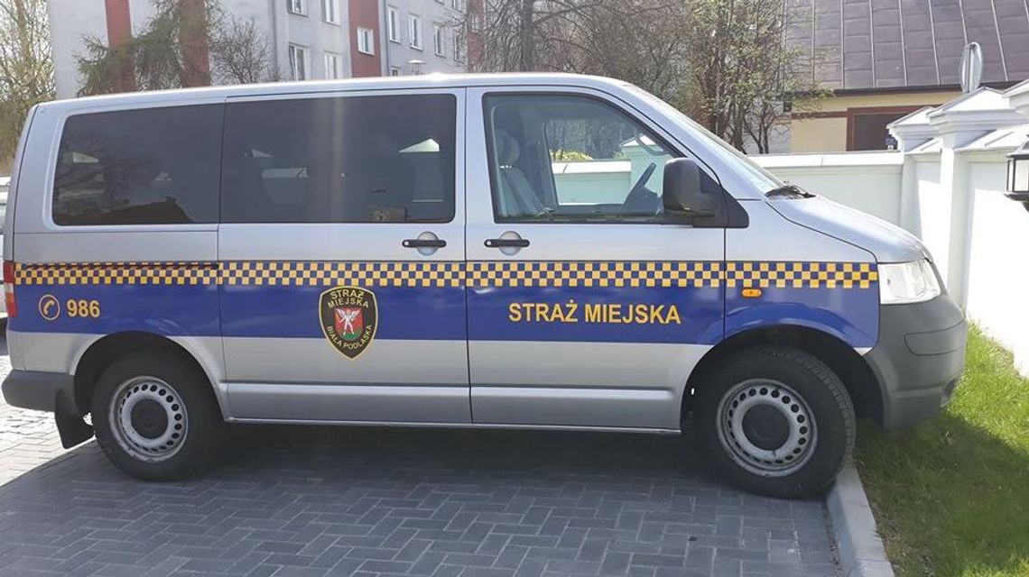 Biała Podlaska: Straż Miejska z nowym samochodem, stary dostanie schronisko Biała Podlaska: Straż Miejska z nowym samochodem, stary dostanie schronisko