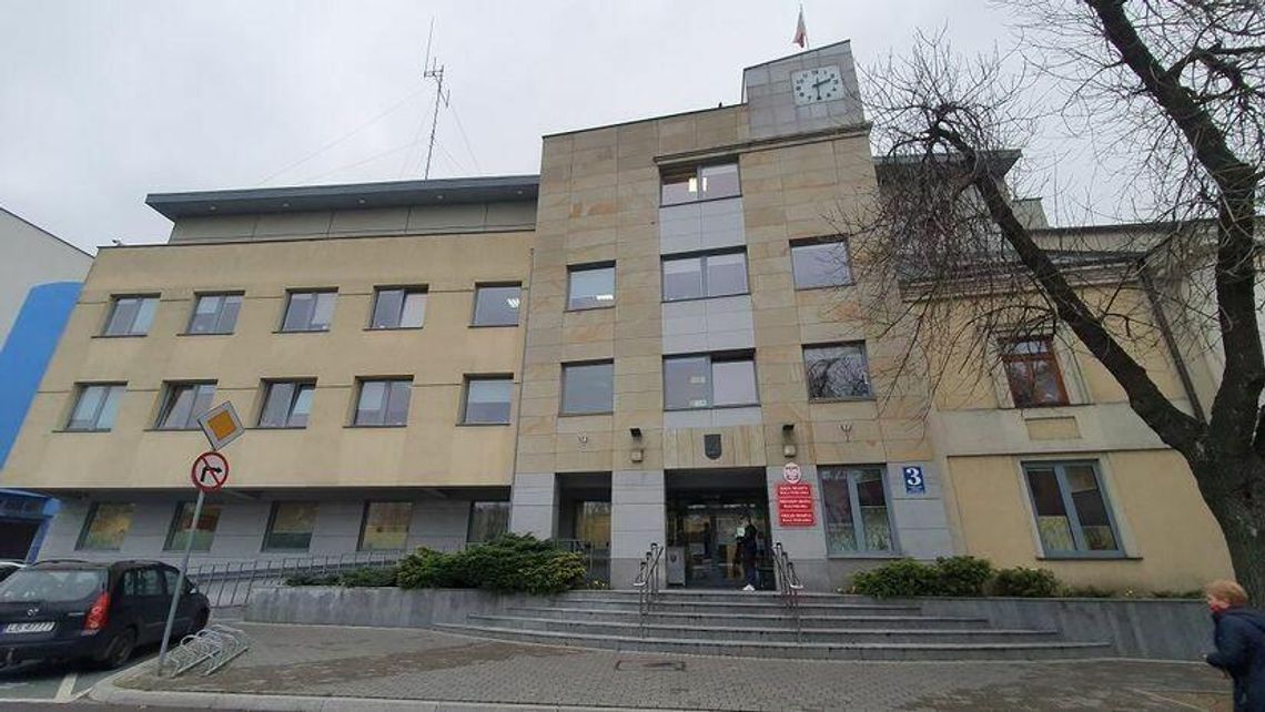 Biała Podlaska: Urząd Miasta ogłasza kolejne nabory, a chętnych brak