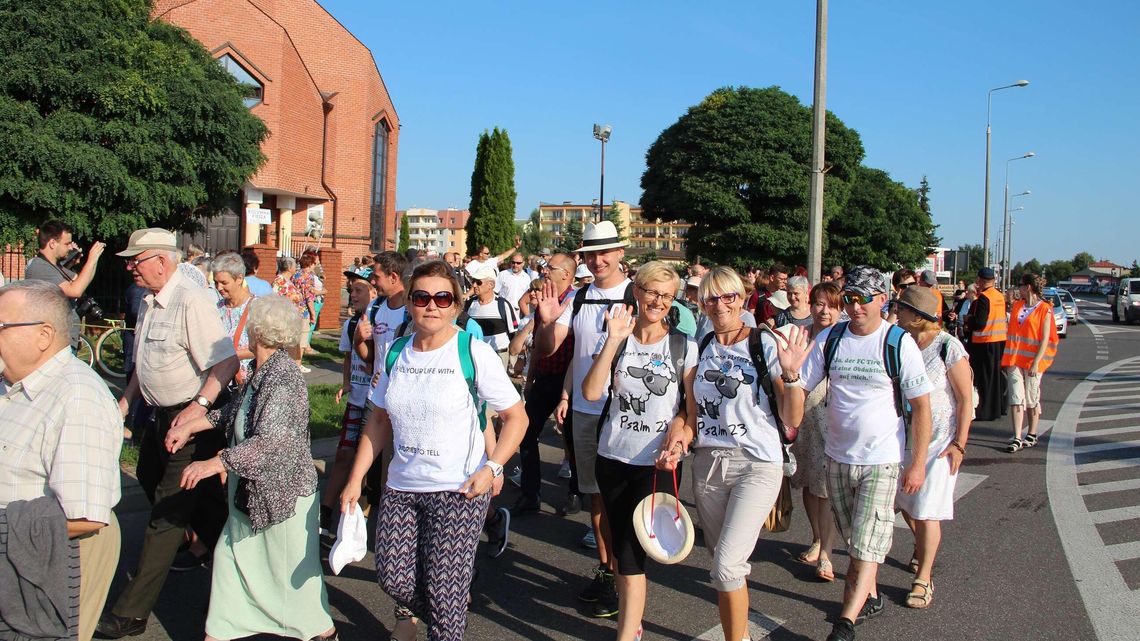Biała Podlaska w drodze na Jasną Górę Biała Podlaska w drodze na Jasną Górę