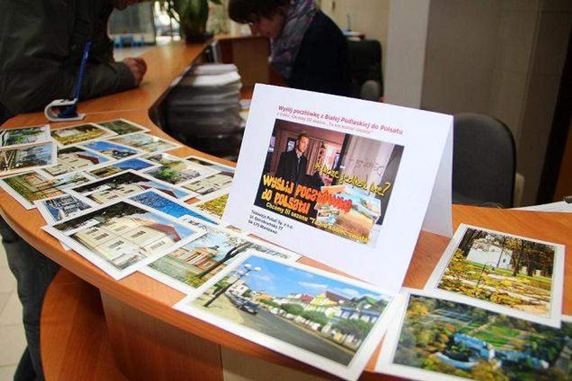 Biała Podlaska walczy o serial "To nie koniec świata". Urząd rozdaje pocztówki