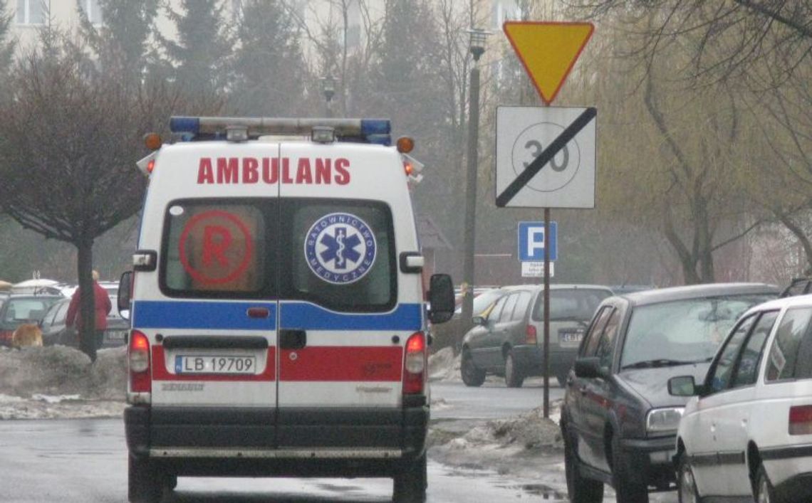 Biała Podlaska: Więzień spadł z dachu na budowie, nie żyje