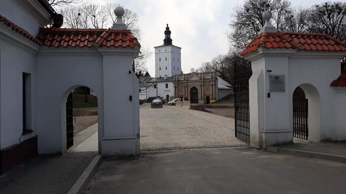 Biała Podlaska: Wjazd do parku Radziwiłłowskiego już otwarty 