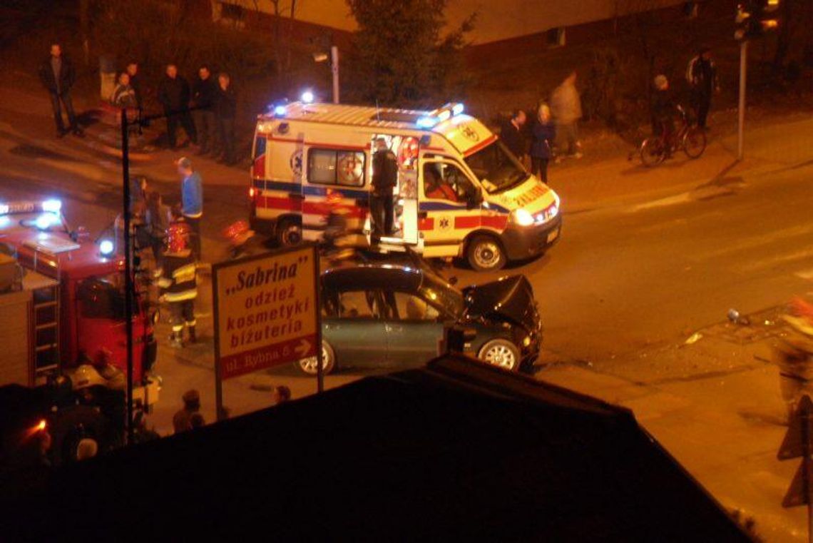 Biała Podlaska: Zderzenie dwóch aut. Trzy osoby w szpitalu (zdjęcia)