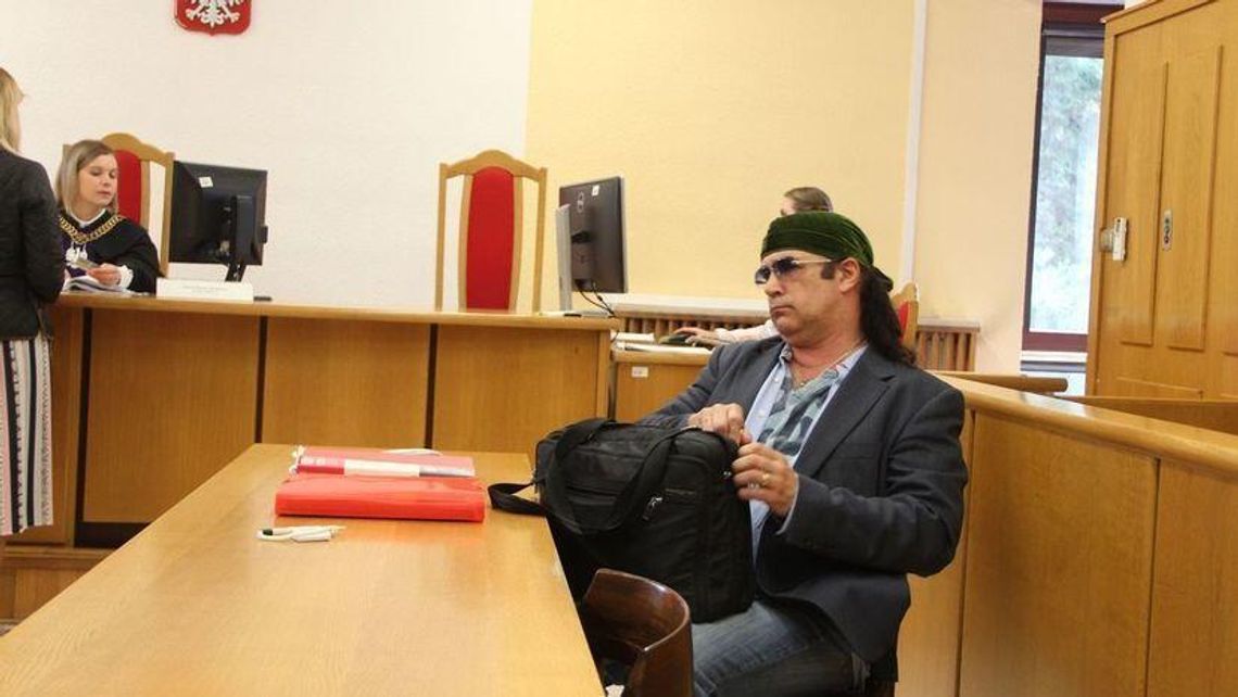 Biała Podlaska: Znany śpiewak operowy ma oddać pieniądze. Nie zgadza się z wyrokiem