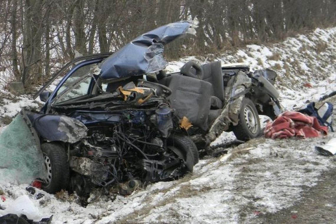 Białka: Zderzenie trzech pojazdów na K-19. Zginął kierowca
