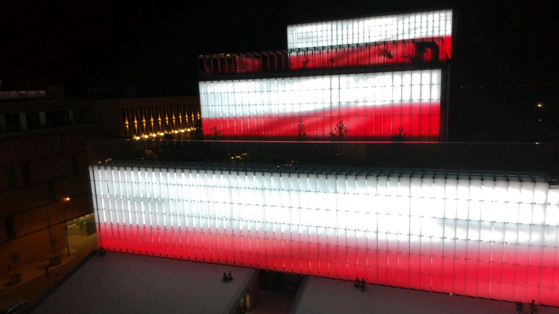 Biało-czerwony Lublin. Iluminacje na budynkach