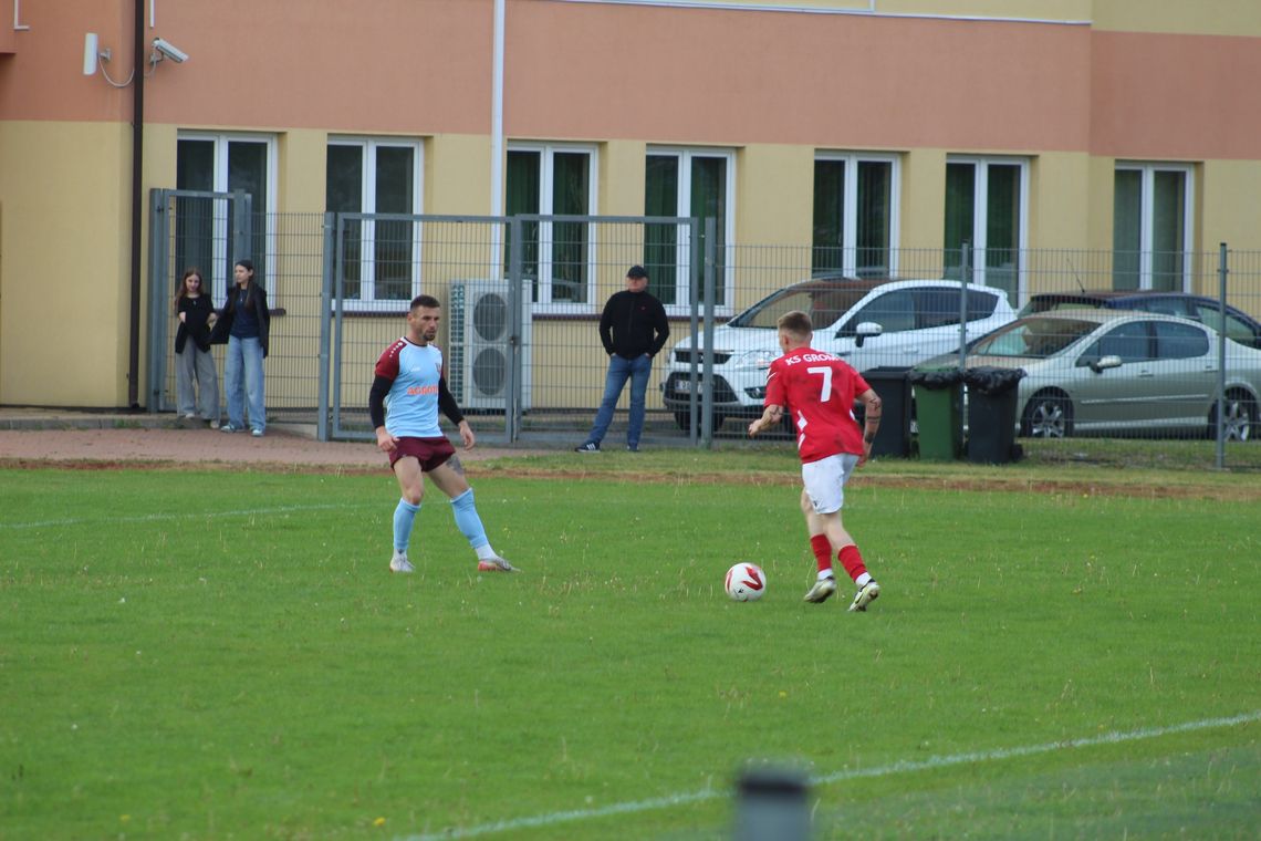 Bialska okręgówka: Az-Bud Komarówka Podlaska strzelił 10 goli Bialska okręgówka: Az-Bud Komarówka Podlaska strzelił 10 goli