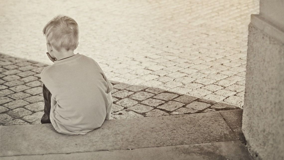 Bicie, kopanie, gryzienie to w klasie codzienność. Tylko, że agresor wcale nie jest złym dzieckiem