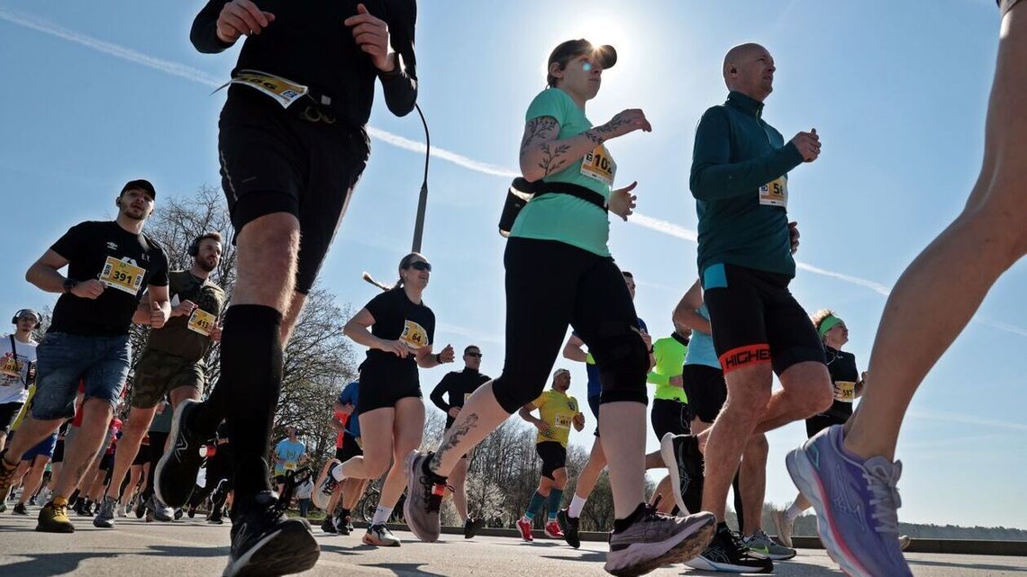 Bieg Koziołka. Dzisiaj czekają nas utrudnienia w ruchu Bieg Koziołka. Dzisiaj czekają nas utrudnienia w ruchu