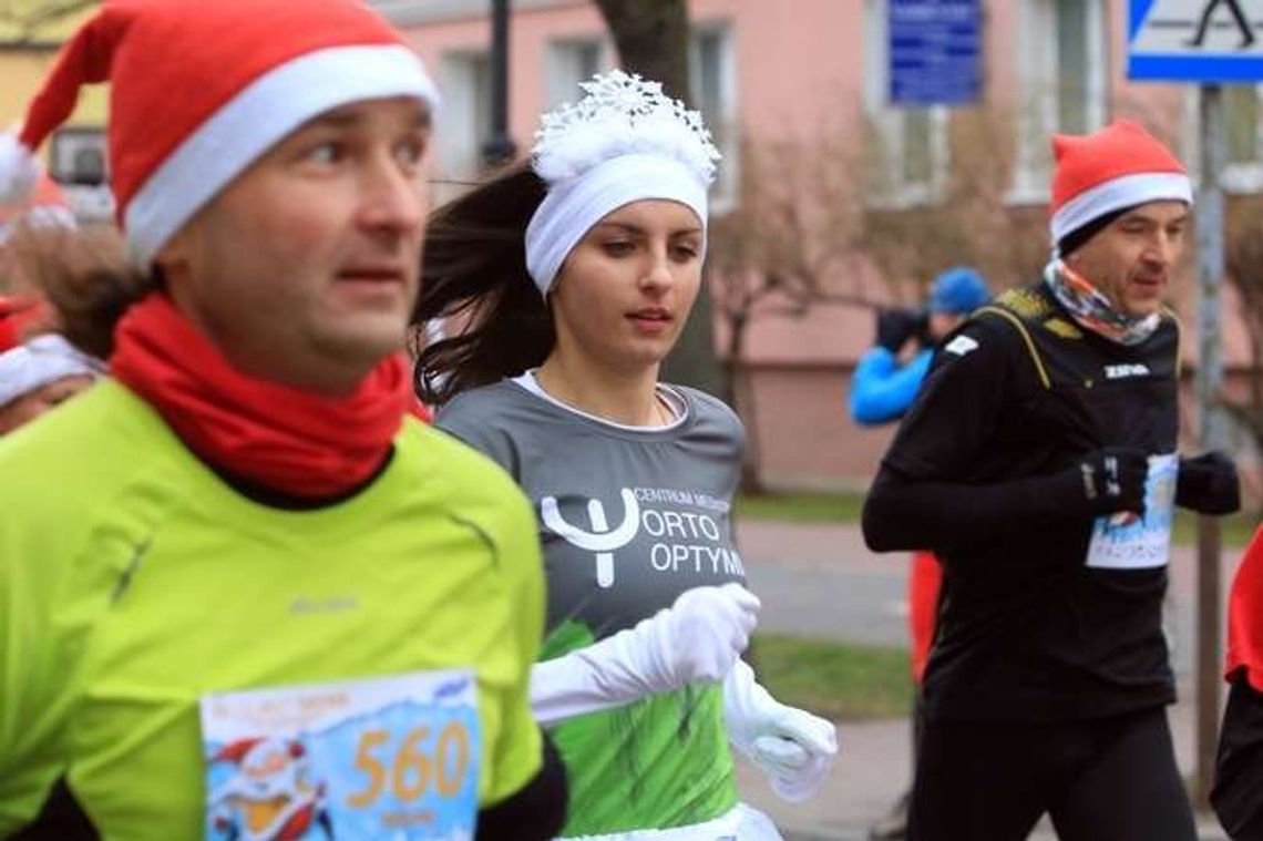 Bieg mikołajkowy w Świdniku [zdjęcia]