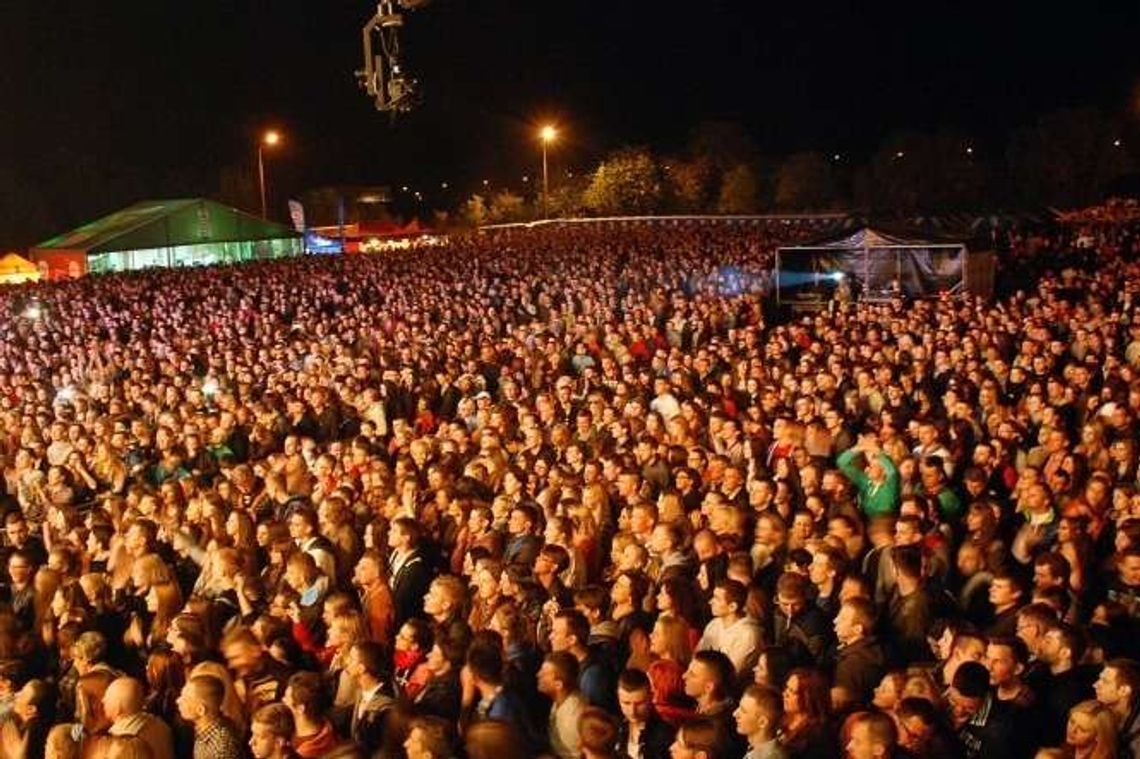 Bijatyka i gaz łzawiący podczas koncertu disco polo na Feliniadzie