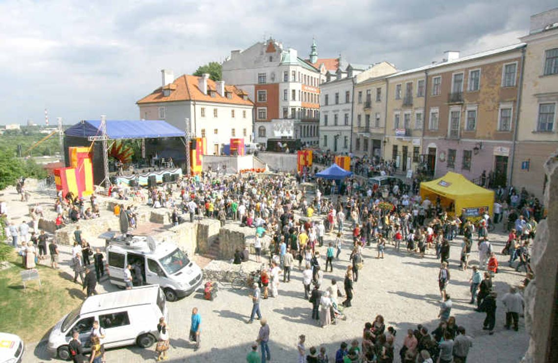 Bilety za odpady: Stare Miasto nie dla ekologów Bilety za odpady: Stare Miasto nie dla ekologów