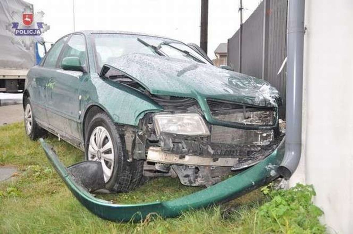 Biłgoraj: Dwa audi zderzyły się na skrzyżowaniu Biłgoraj: Dwa audi zderzyły się na skrzyżowaniu