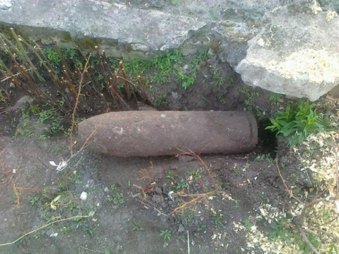 Biłgoraj: Pocisk w ogrodzie