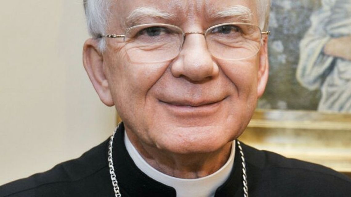 Biskupi diecezji zamojsko-lubaczowskiej bronią arcybiskupa Jędraszewskiego Biskupi diecezji zamojsko-lubaczowskiej bronią arcybiskupa Jędraszewskiego