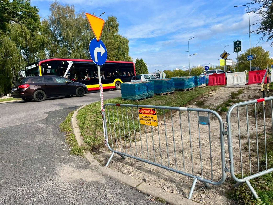 Biurokracyjny klincz przełamany. Na ulicę Peowiaków wreszcie wjechał sprzęt Peowiaków Zamość przebudowa
