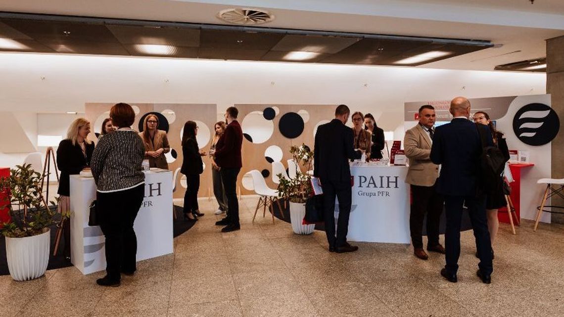 Biznesowe rozmowy przy kawie. Podpowiedzą, jak wejść na europejskie rynki