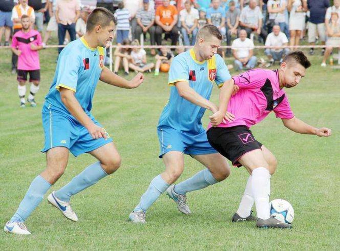 Bizon Jeleniec – Grom Kąkolewnica 2:1. Grała bialska klasa okręgowa