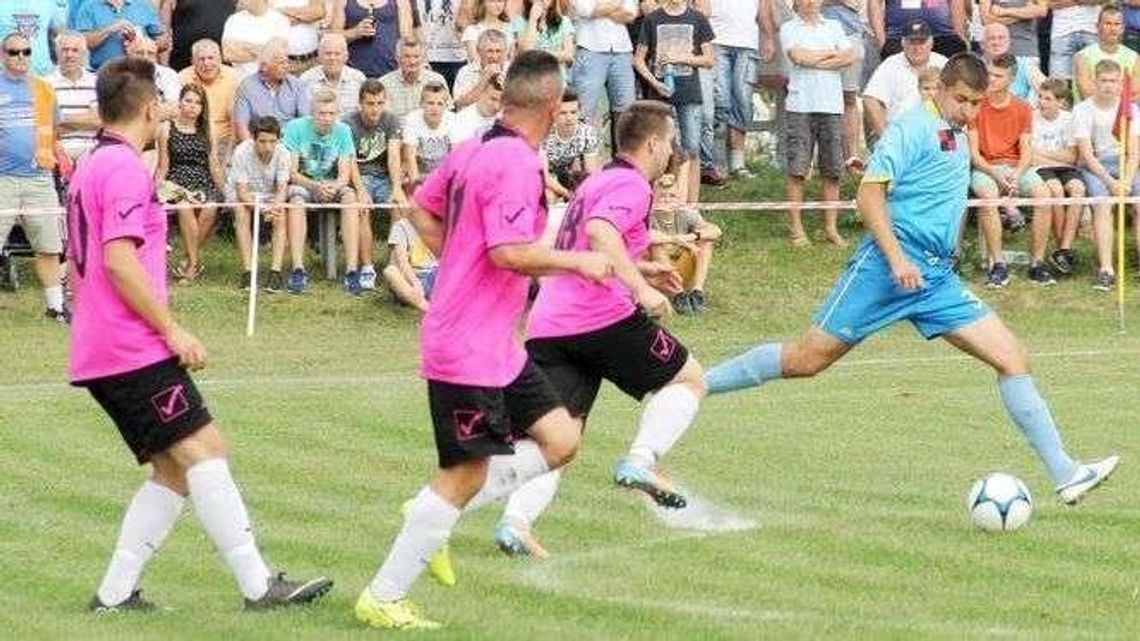 Bizon Jeleniec – LKS AGROTEX Milanów 3:2. Grała bialska klasa okręgowa Bizon Jeleniec – LKS AGROTEX Milanów 3:2. Grała bialska klasa okręgowa