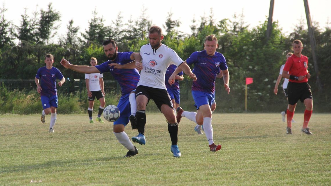 Bizon Jeleniec żegna się z Keeza bialską klasą okręgową